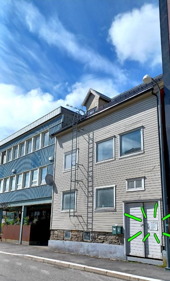 Tromso Coco Apartments In Center Exterior photo